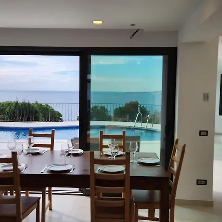 빌라 Beachfront - Comfort And Breathtaking Views *